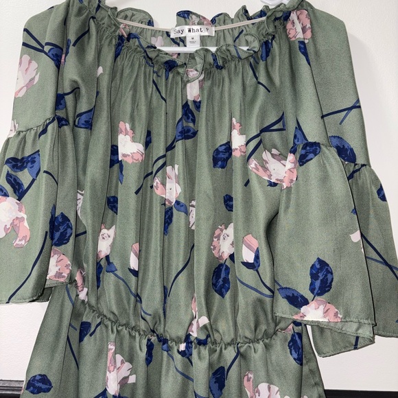 Say What Floral Off-Shoulder Blouse Flare Sleeves Medium - Picture 2 of 6